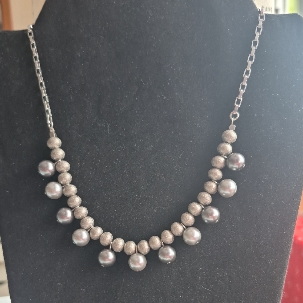 Tocara Silver Bubble Beaded Necklace (J58)